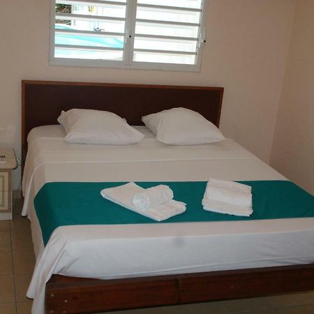 Residence Cattanies Sainte-Anne (Grande-Terre) Exterior foto