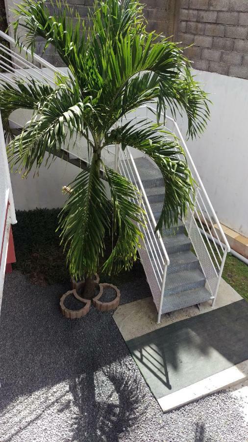 Residence Cattanies Sainte-Anne (Grande-Terre) Exterior foto